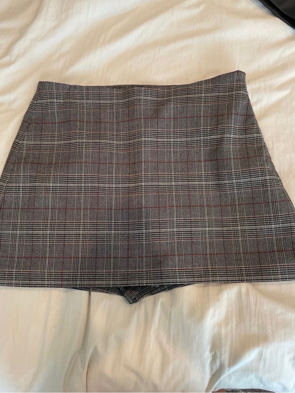 Express Plaid Mini Skort - size 10
